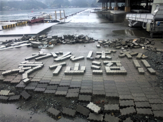 �C������s��O