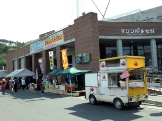 �}�����p������